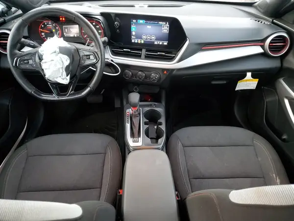 KL77LGE20RC057591 2024 CHEVROLET TRAX - Image 8
