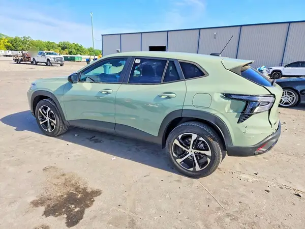 KL77LGE20RC151356 2024 CHEVROLET TRAX - Image 2