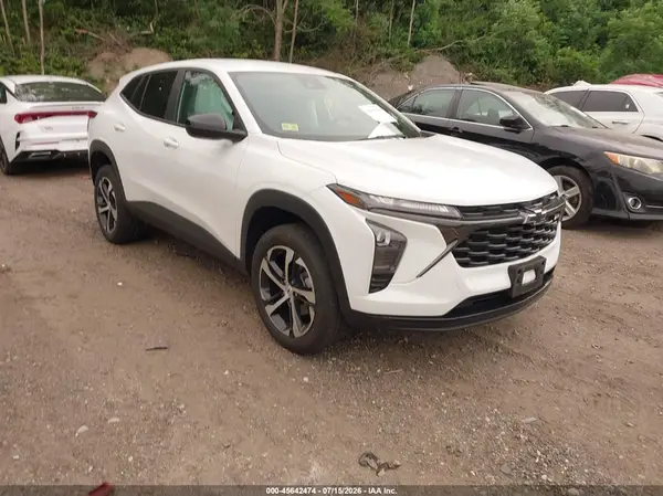 KL77LGE20RC152829 2024 CHEVROLET TRAX - Image 1