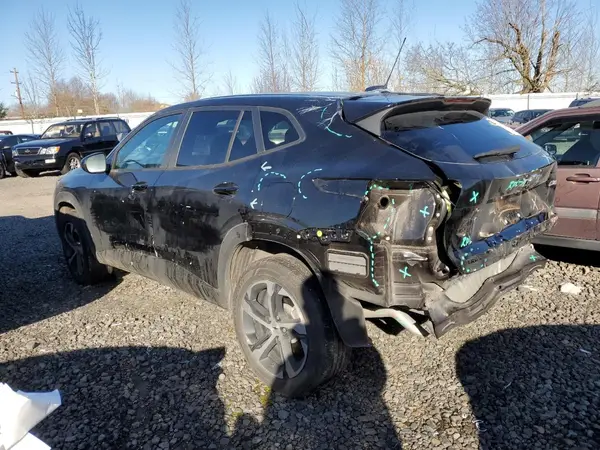 KL77LGE20RC215735 2024 CHEVROLET TRAX - Image 2