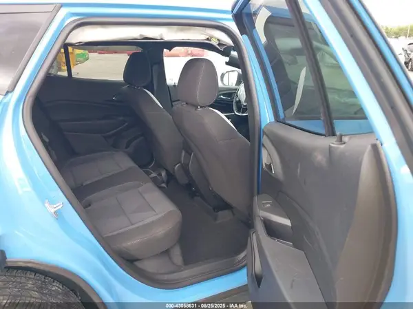 KL77LGE21RC157439 2024 CHEVROLET TRAX - Image 8
