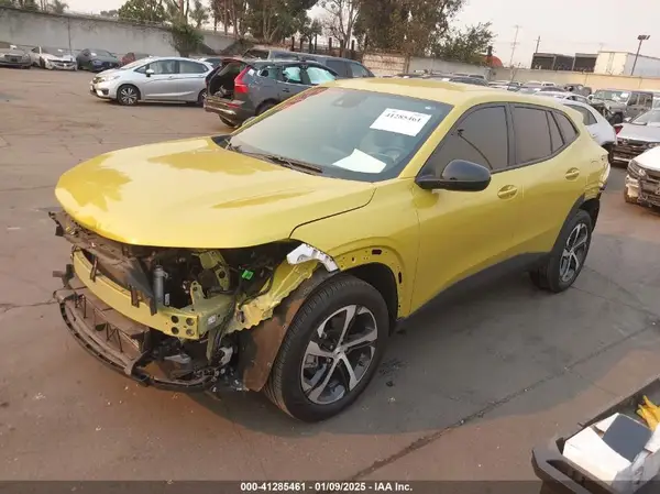 KL77LGE22RC126376 2024 CHEVROLET TRAX - Image 2
