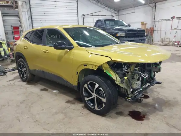 KL77LGE23RC068620 2024 CHEVROLET TRAX - Image 1