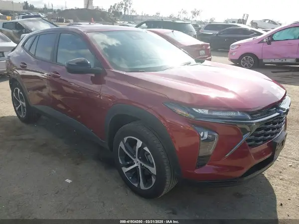KL77LGE23RC078483 2024 CHEVROLET TRAX - Image 1