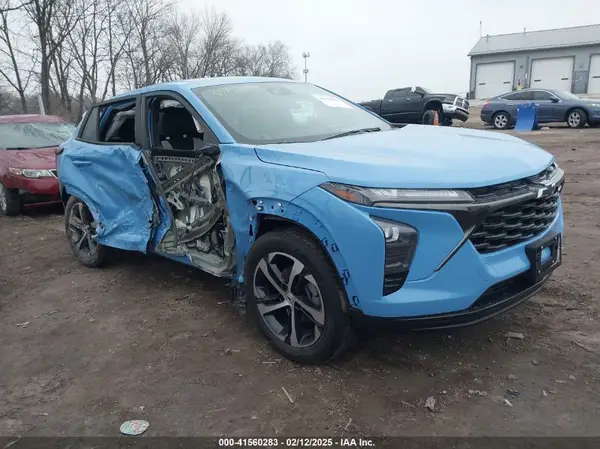 KL77LGE23RC081307 2024 CHEVROLET TRAX - Image 1