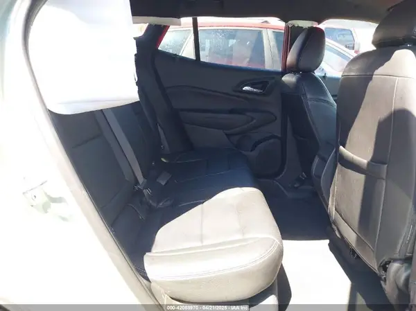 KL77LGE23RC090973 2024 CHEVROLET TRAX - Image 8