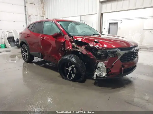 KL77LGE23RC092366 2024 CHEVROLET TRAX - Image 1