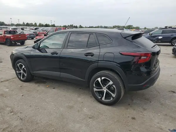 KL77LGE23RC161878 2024 CHEVROLET TRAX - Image 2
