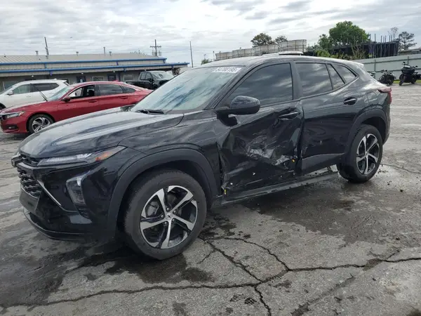 KL77LGE24RC013108 2024 CHEVROLET TRAX - Image 1