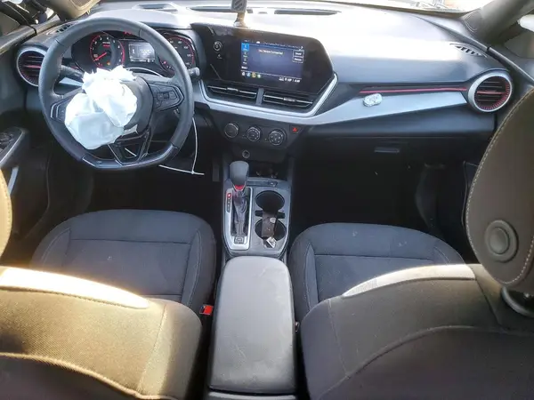 KL77LGE25RC003042 2024 CHEVROLET TRAX - Image 8
