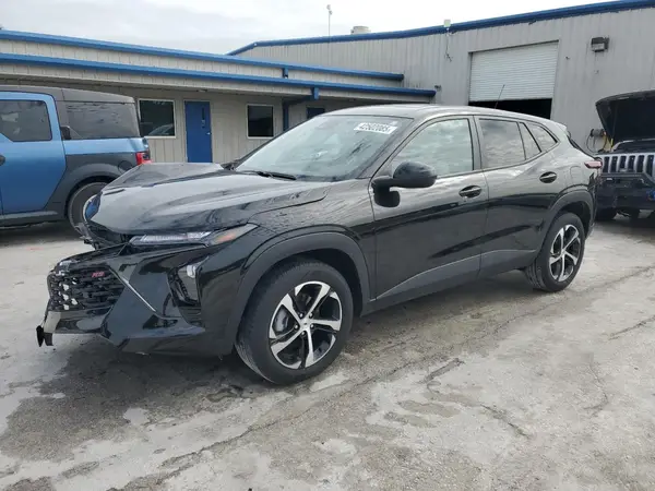 KL77LGE25RC023100 2024 CHEVROLET TRAX - Image 1