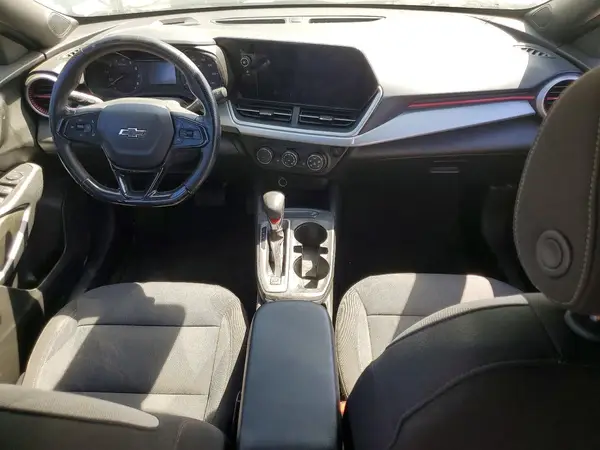 KL77LGE25RC043038 2024 CHEVROLET TRAX - Image 8
