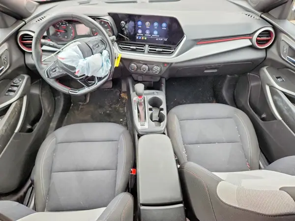 KL77LGE25RC100161 2024 CHEVROLET TRAX - Image 8