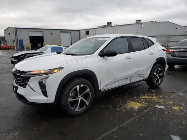 KL77LGE25RC162417 2024 CHEVROLET TRAX - Image 1