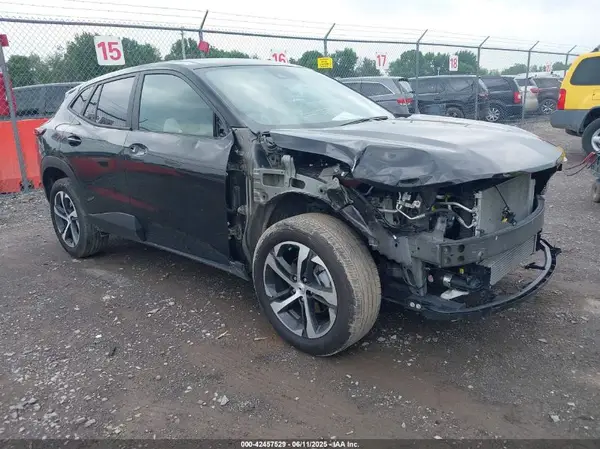 KL77LGE25RC178181 2024 CHEVROLET TRAX - Image 1