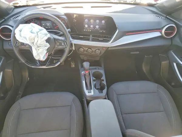 KL77LGE25RC205136 2024 CHEVROLET TRAX - Image 8