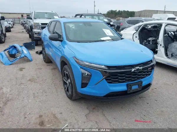 KL77LGE26RC013224 2024 CHEVROLET TRAX - Image 1