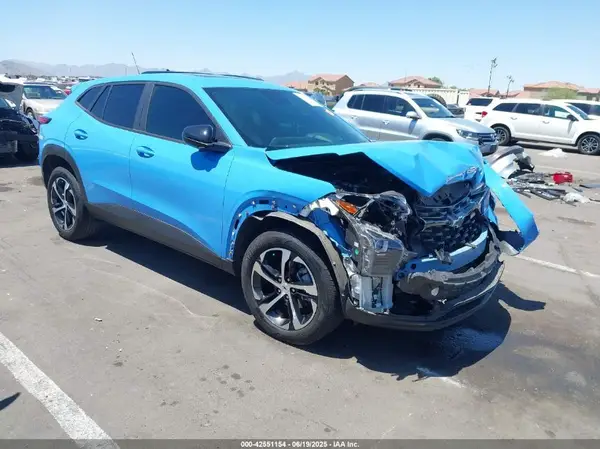 KL77LGE26RC029388 2024 CHEVROLET TRAX - Image 1