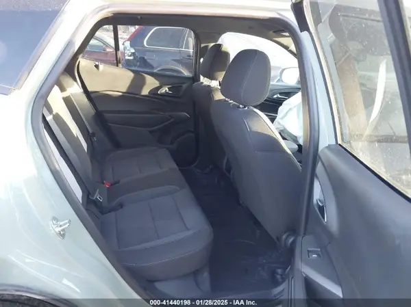 KL77LGE26RC175970 2024 CHEVROLET TRAX - Image 8