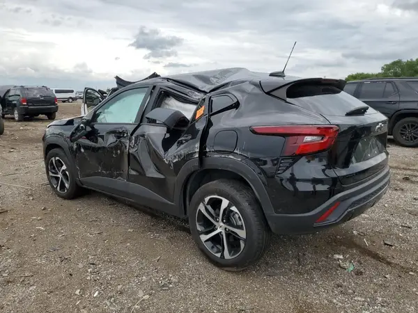 KL77LGE26RC198620 2024 CHEVROLET TRAX - Image 2