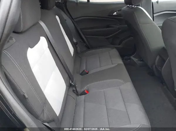 KL77LGE27RC092077 2024 CHEVROLET TRAX - Image 8