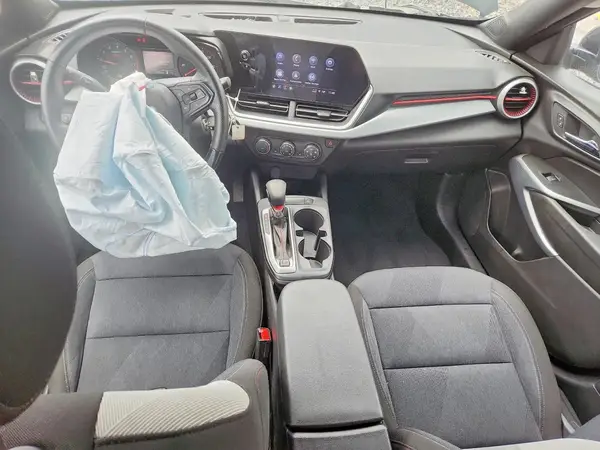 KL77LGE27RC116491 2024 CHEVROLET TRAX - Image 8