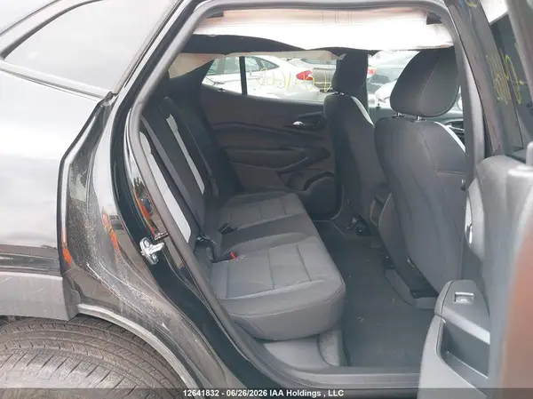 KL77LGE27TC041668 2026 CHEVROLET TRAX - Image 8