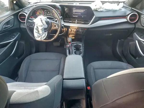 KL77LGE28RC104382 2024 CHEVROLET TRAX - Image 8
