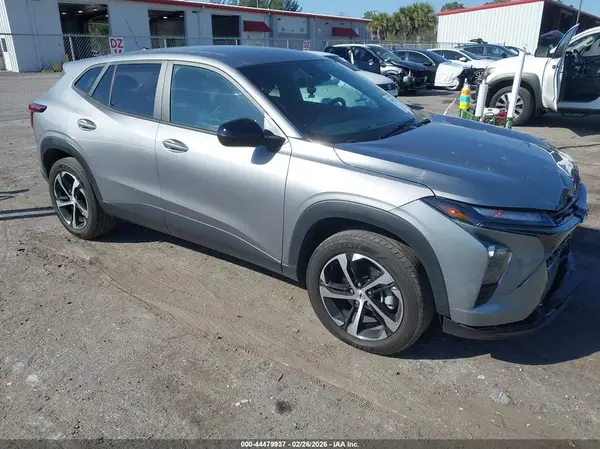 KL77LGE28RC121067 2024 CHEVROLET TRAX - Image 1