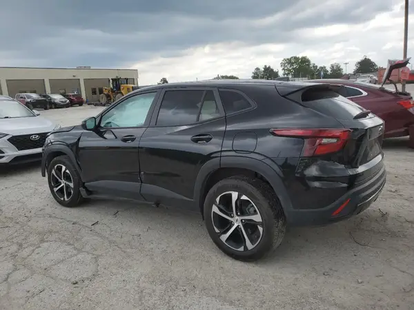 KL77LGE28RC150312 2024 CHEVROLET TRAX - Image 2