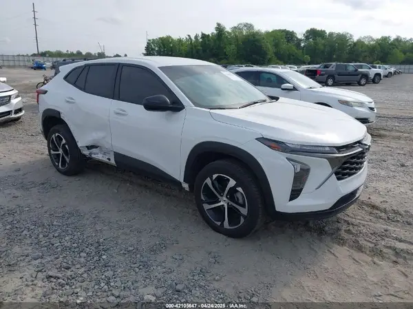 KL77LGE28RC154408 2024 CHEVROLET TRAX - Image 1