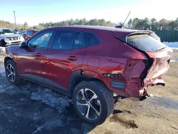 KL77LGE28RC222125 2024 CHEVROLET TRAX - Image 2