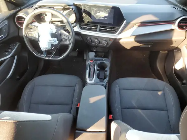 KL77LGE29RC020104 2024 CHEVROLET TRAX - Image 8