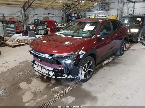 KL77LGE29RC036660 2024 CHEVROLET TRAX - Image 2