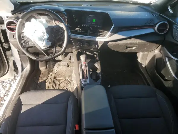 KL77LGE29RC065642 2024 CHEVROLET TRAX - Image 8