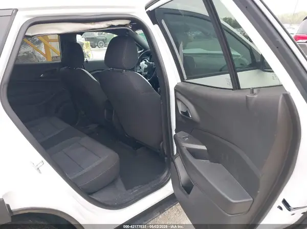 KL77LGE29RC234106 2024 CHEVROLET TRAX - Image 8