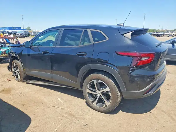 KL77LGE2XRC048736 2024 CHEVROLET TRAX - Image 2