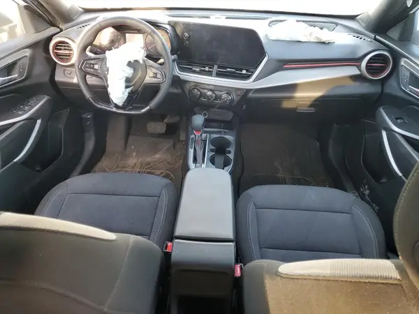 KL77LGE2XRC072731 2024 CHEVROLET TRAX - Image 8