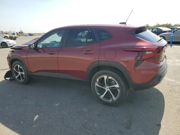 KL77LGE2XRC078108 2024 CHEVROLET TRAX - Image 2