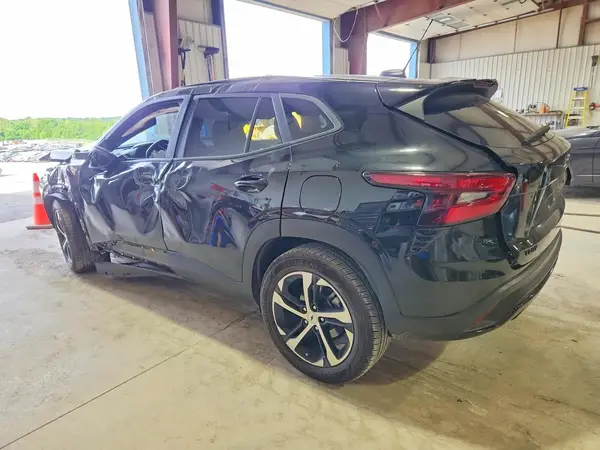KL77LGE2XRC107428 2024 CHEVROLET TRAX - Image 2