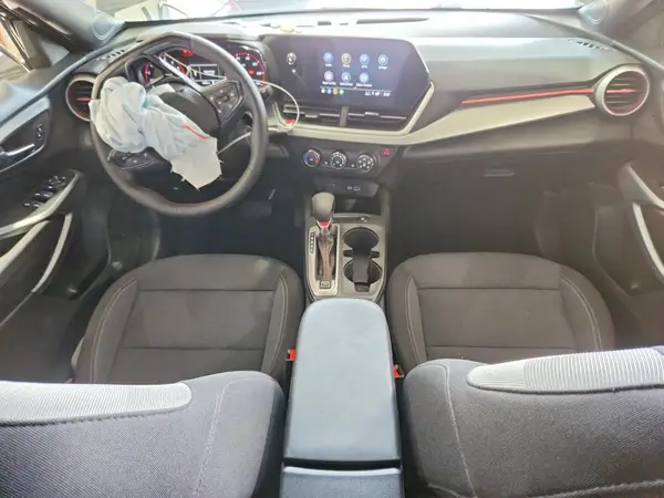 KL77LGE2XRC107428 2024 CHEVROLET TRAX - Image 8