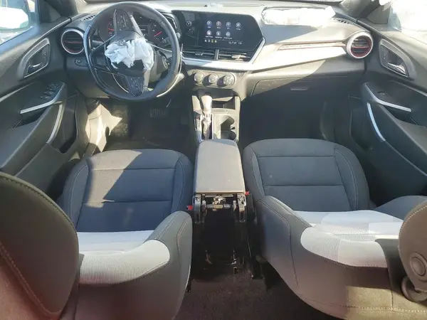 KL77LGE2XRC138677 2024 CHEVROLET TRAX - Image 8