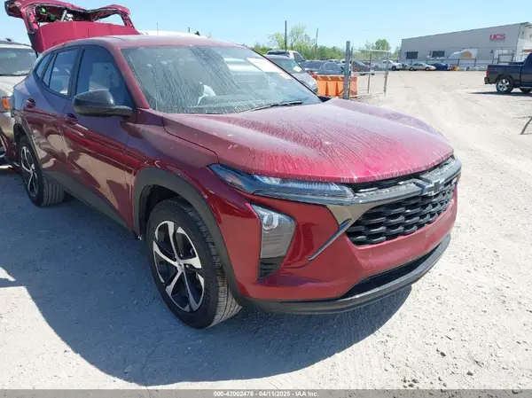 KL77LGE2XRC211742 2024 CHEVROLET TRAX - Image 1
