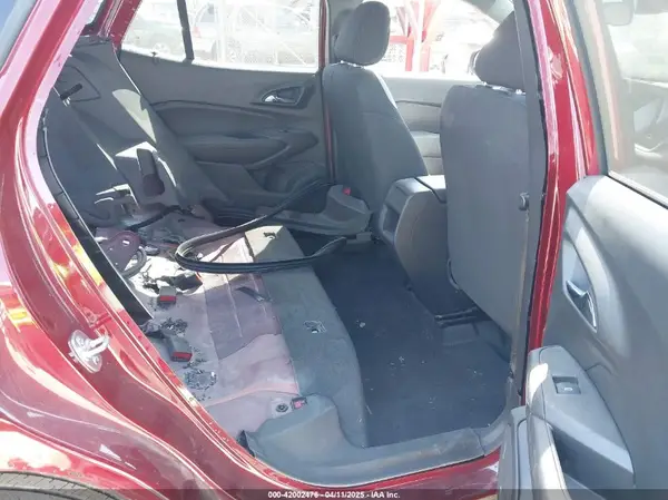 KL77LGE2XRC211742 2024 CHEVROLET TRAX - Image 8