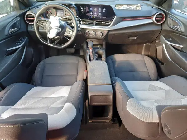 KL77LGE2XRC221557 2024 CHEVROLET TRAX - Image 8
