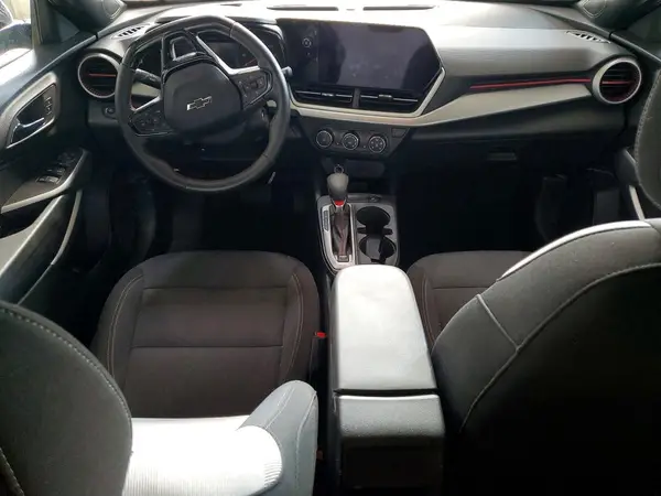 KL77LGEP0SC069208 2025 CHEVROLET TRAX - Image 8