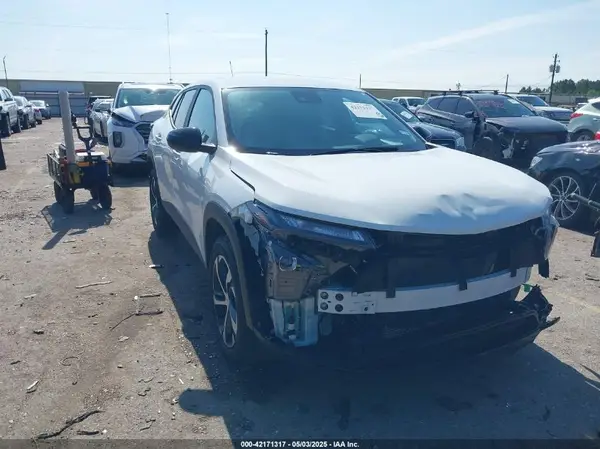 KL77LGEP0SC166859 2025 CHEVROLET TRAX - Image 1
