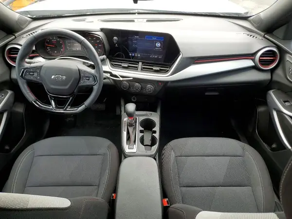 KL77LGEP0SC298908 2025 CHEVROLET TRAX - Image 8
