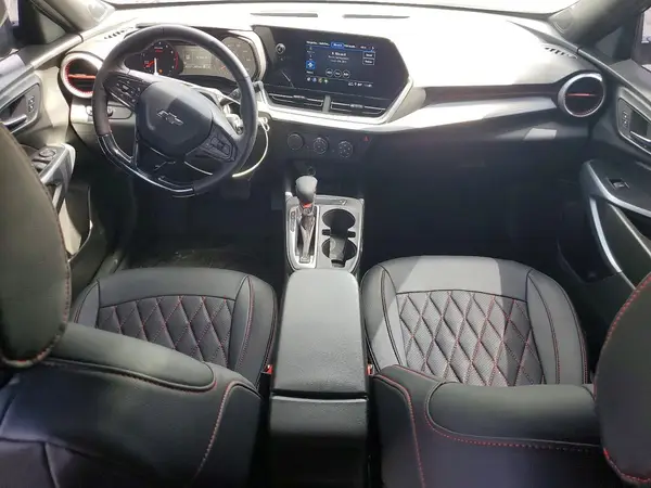 KL77LGEP0TC105593 2026 CHEVROLET TRAX - Image 8