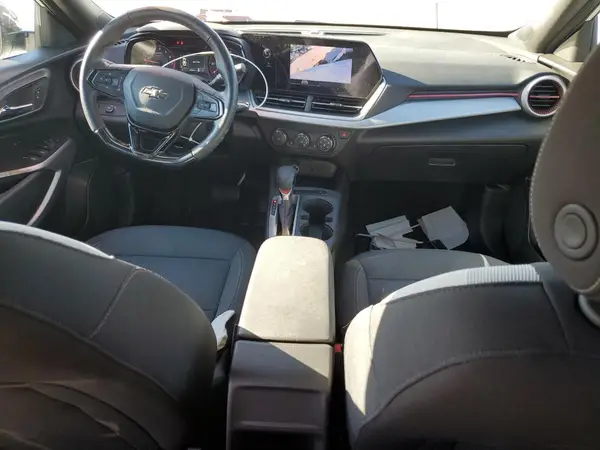 KL77LGEP1SC020857 2025 CHEVROLET TRAX - Image 8